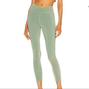 Twenty Montreal Active Colorsphere 7/8 High Waist Cross Over Legging